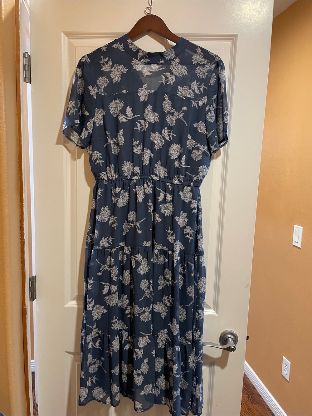 Lulu's Navy Floral Tiered Midi Dress